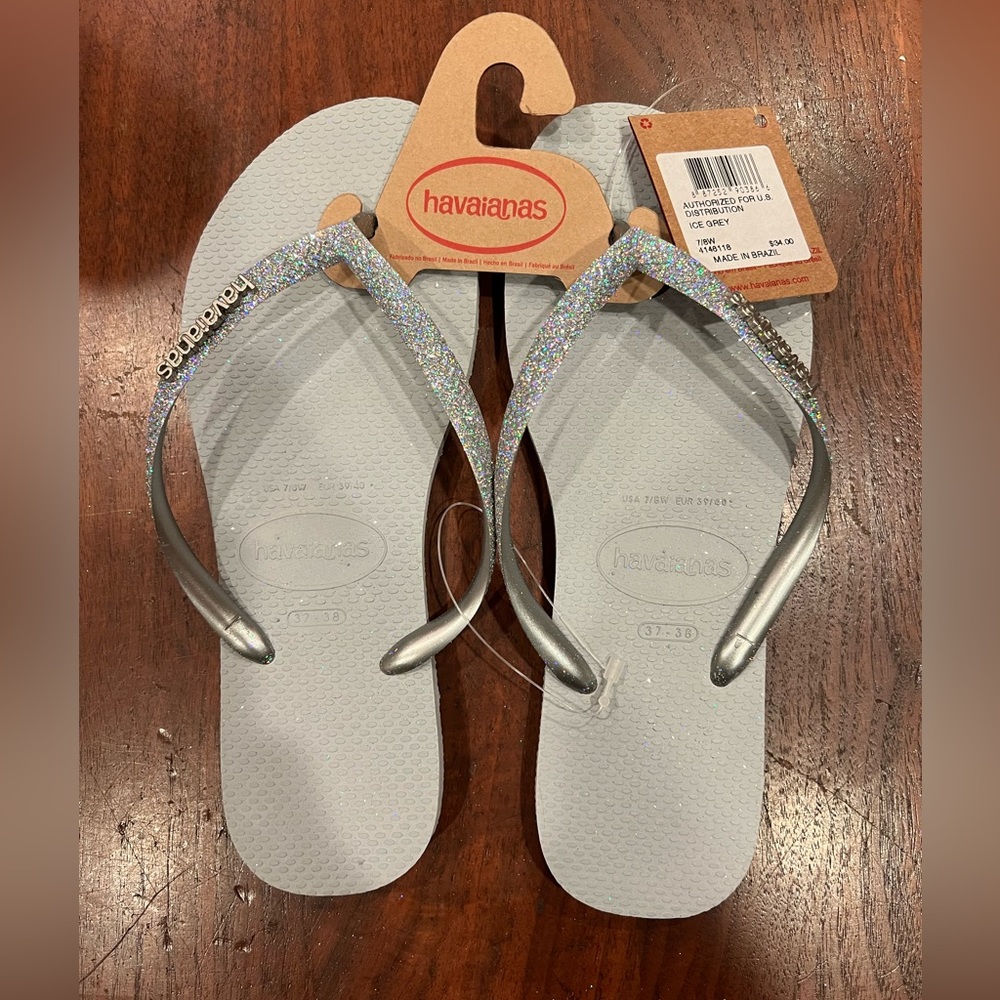 Havaianas flip flops- Women’s silver glitter size 7/8